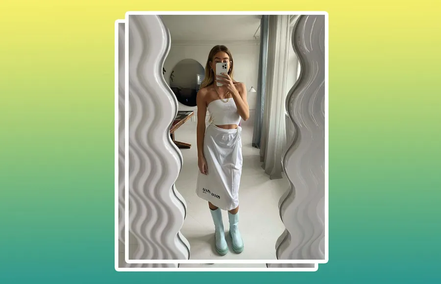mirror-ni-mirror-selfie.jpg