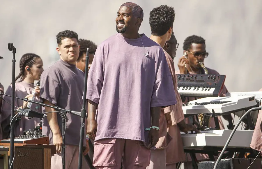 kanye-west-hombre-negro-más-rico-en-la-historia.jpg