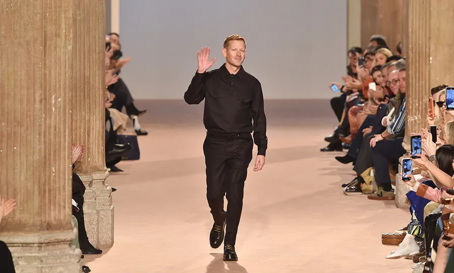 Paul Andrew deja Ferragamo