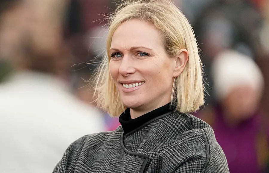 Zara Tindall bebé baño casa