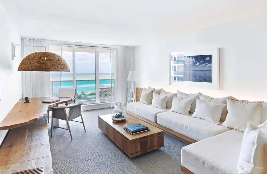 1_2_Bedroom_Suite_Oceanfront.jpg