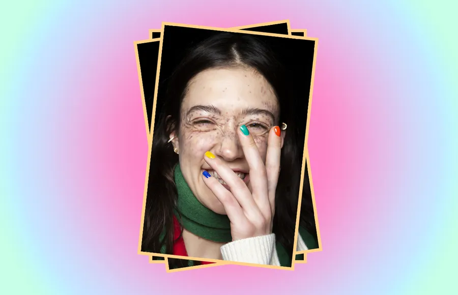 BENETTONf19-TIKTOK-pecas-falsas-delineador-maquillaje-truco-base-spray fijador.jpg
