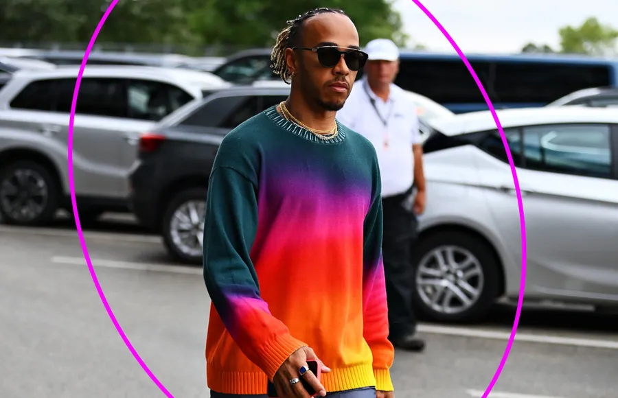 lewis hamilton valentino campaña rosa