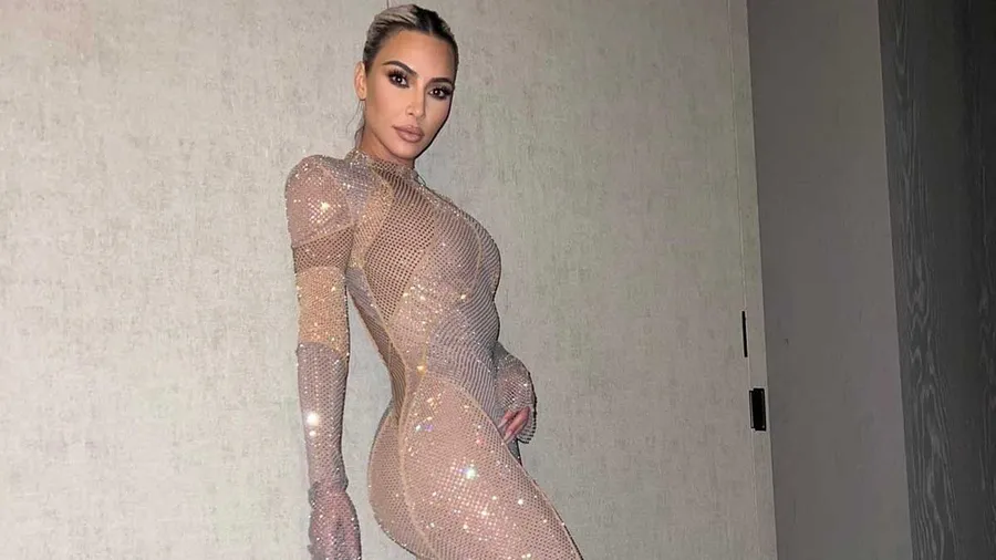 kim-kardashian-desaire-anna-wintour.jpg