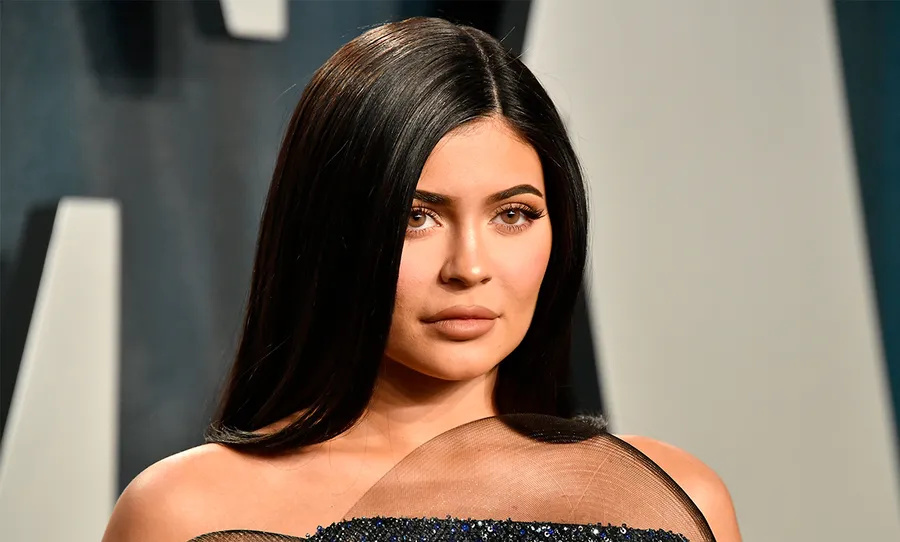 kylie jenner reina instagram record mujer 300 millones seguidores