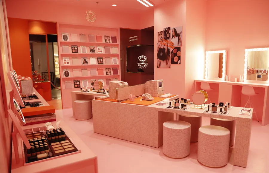dest-chanel-tweed-pop up-palacio de hierro-paleta-maquillaje.jpg