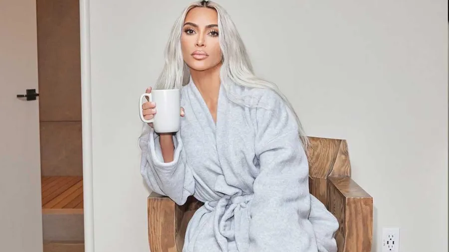 kim-codigo-vestimenta-empleados.jpg