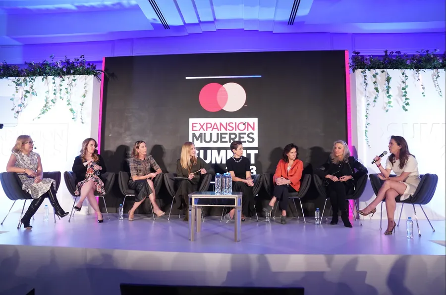 Sinead Oconnor participa en el panel de las Mujeres Poderosas, durante el Mastercard Expansion Summit Mujeres 2023.