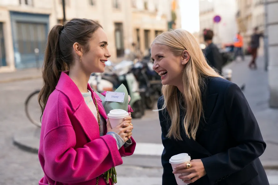 emily in paris piel cible skin