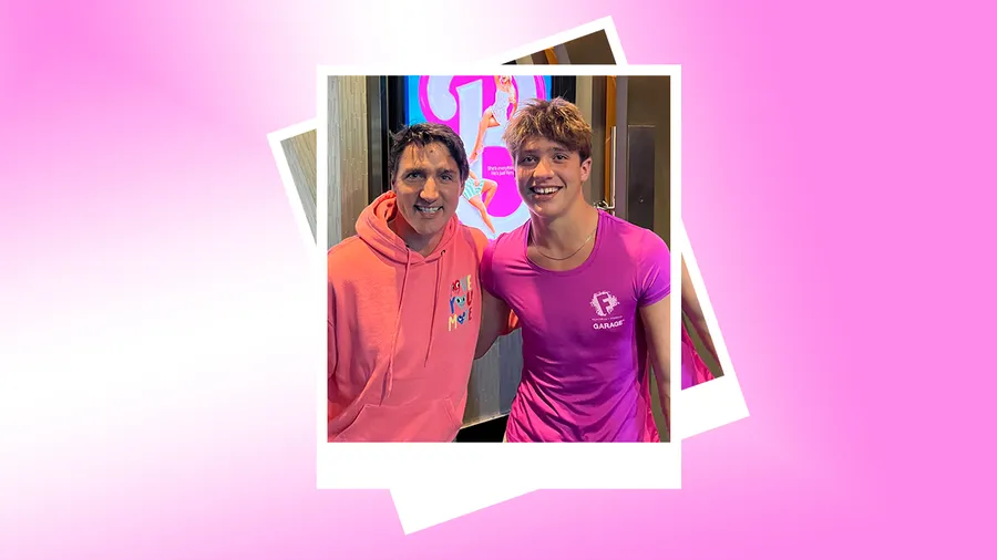 Justin Trudeau se viste de rosa para ver Barbie.