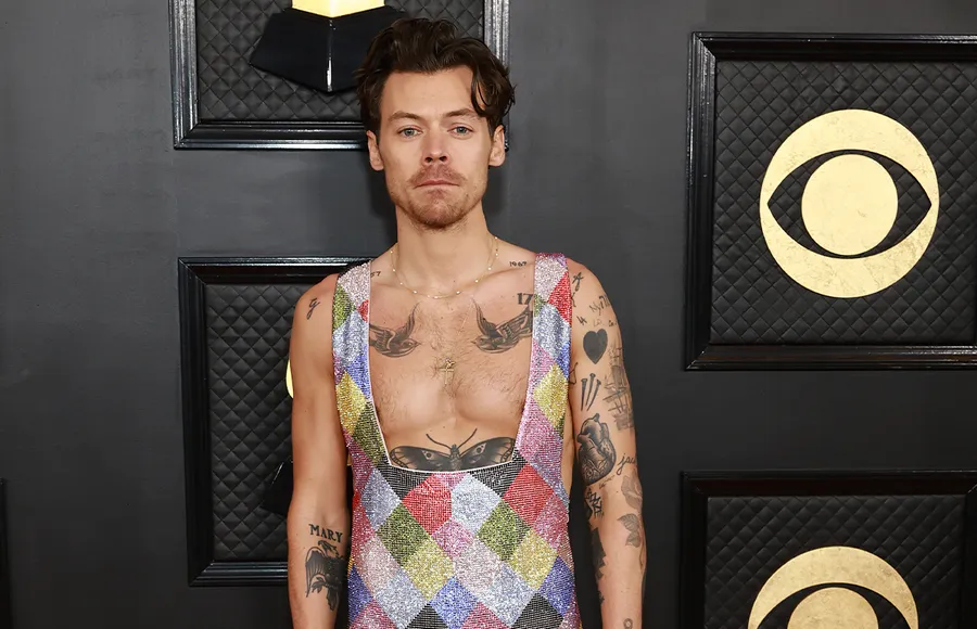 harry-styles-abuelita-grammys-2023.jpg