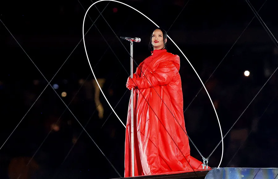 super-bowl-rihanna.jpg
