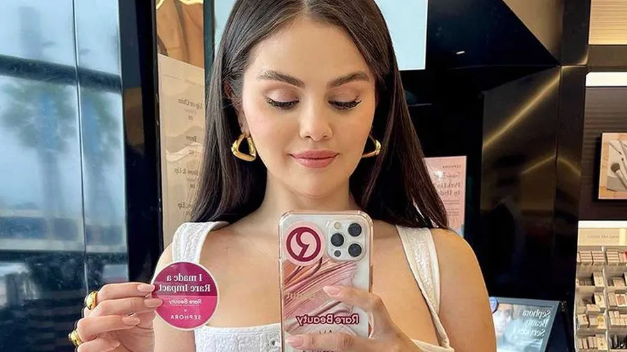 Sephora donará el 100% de las ventas de Rare Beauty a la salud mental