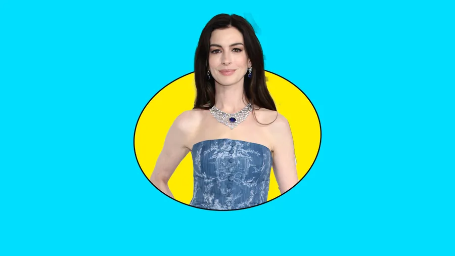 El look de Anne Hathaway en los CFDA está dando Britney Spears