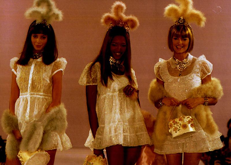 Supermodels (l-r): Christy Turlington Naomi Campbell And Linda Evangelista In Babydoll Dresses Designed By Anna Sui At New York Fashion Week.