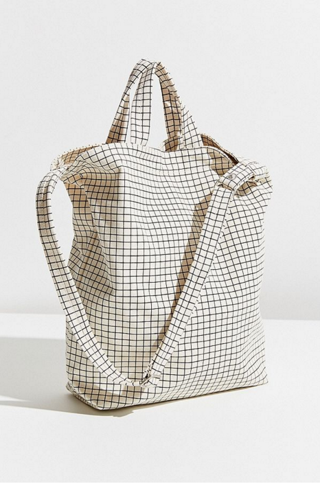 URBAN OUTFITTERS