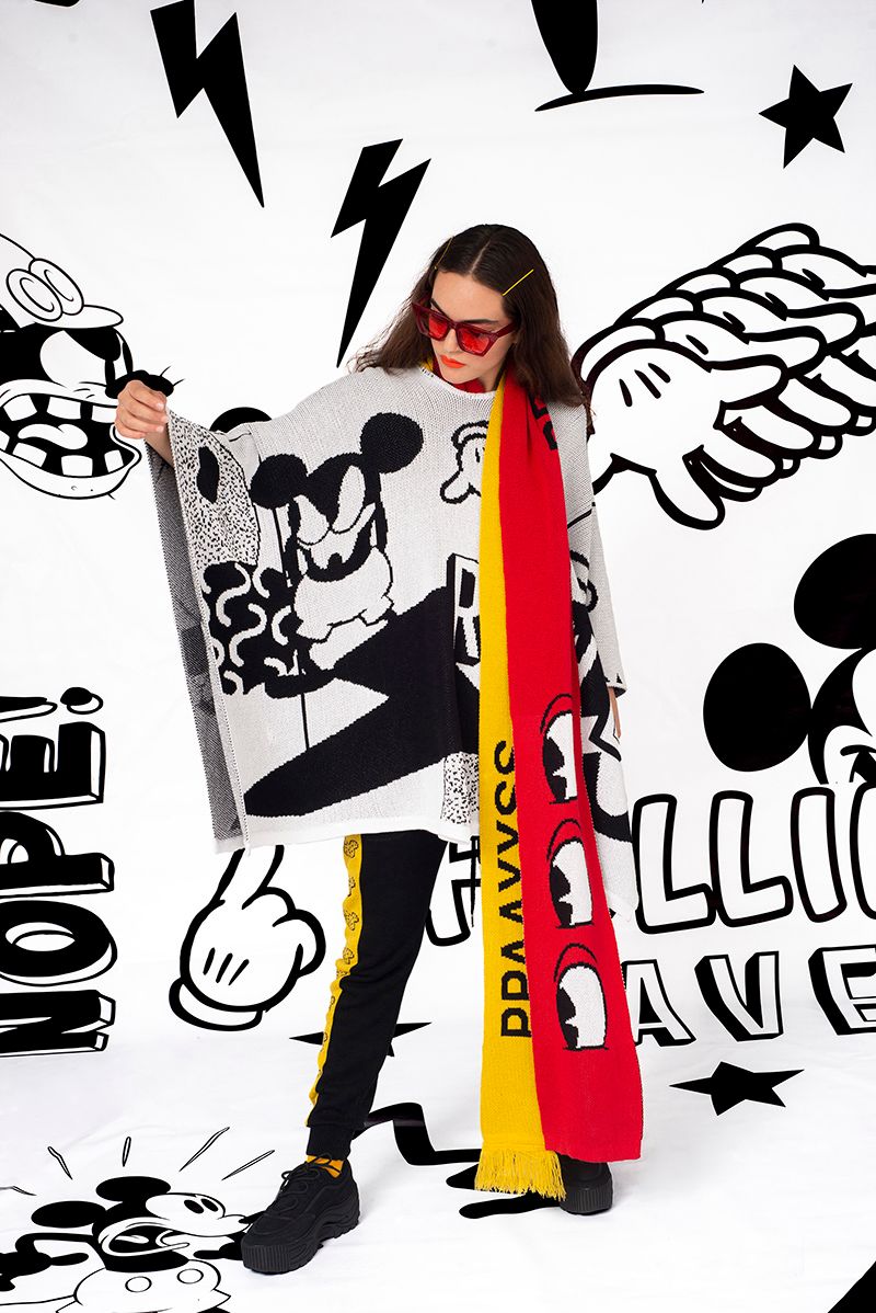 mickey_pays2