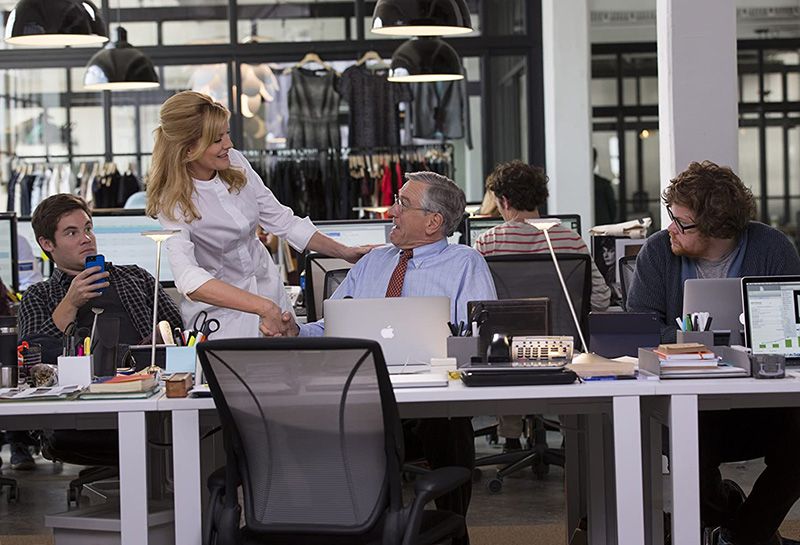 pasante-de-moda-the-intern-netflix-datos-curiosos-3