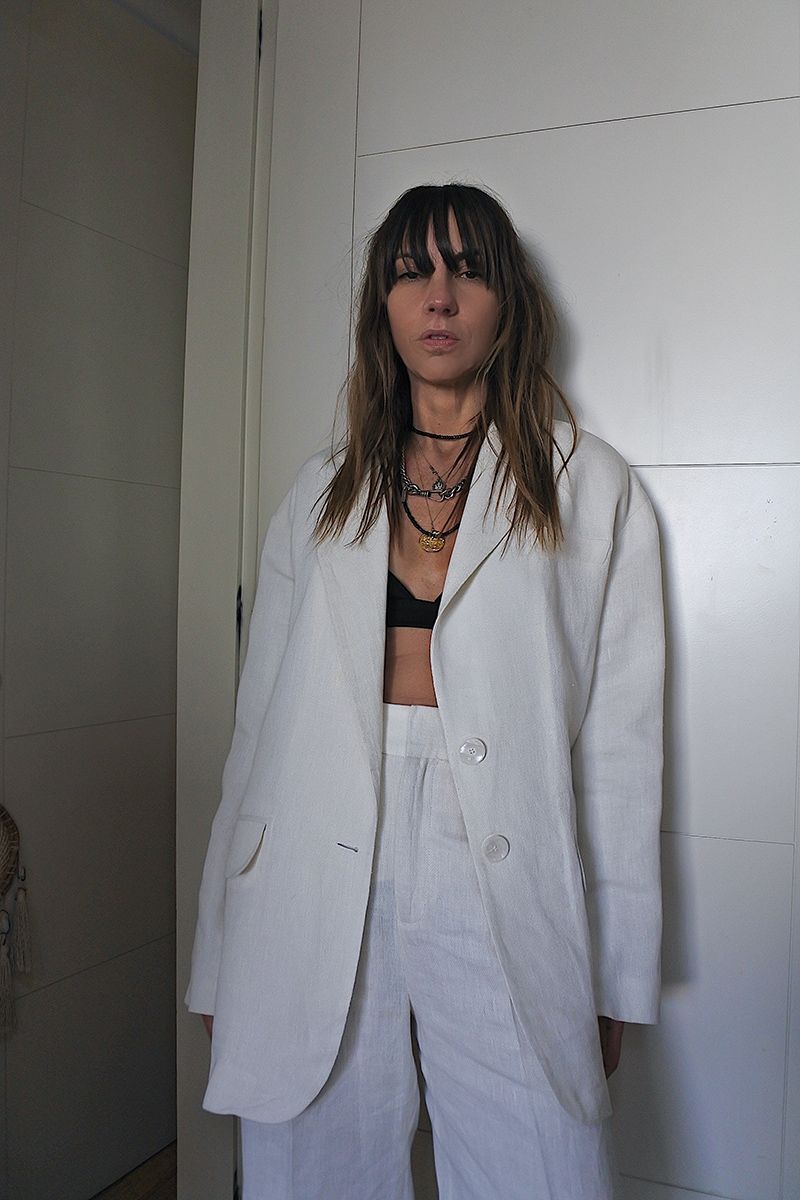 venus-traje-blanco-3