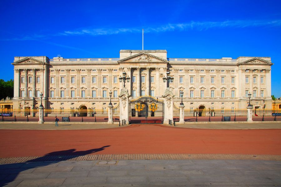 Frontal view on Buckingham Palace