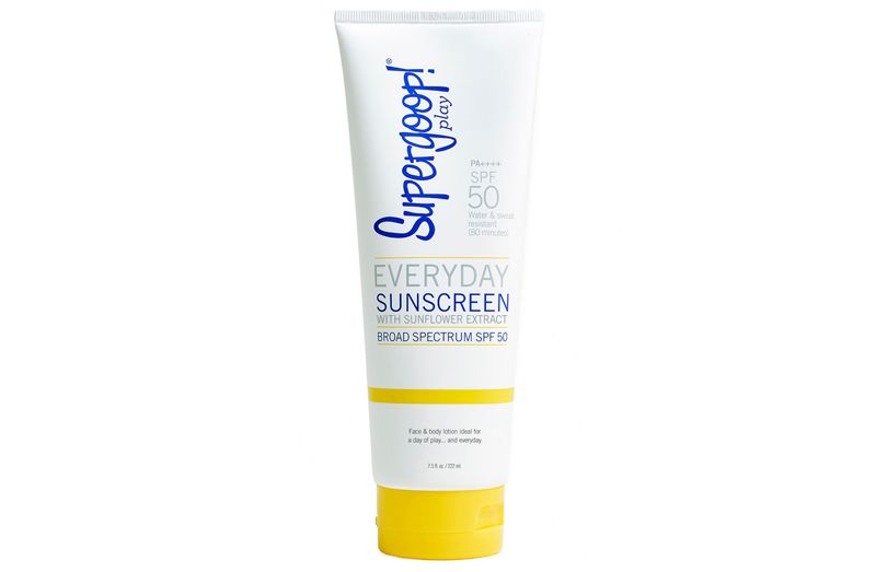 textura piel-imperfecciones-granitos-bloqueador-fps-piel-complexión-exfolia-exfoliante-skincare-supergoop.jpg