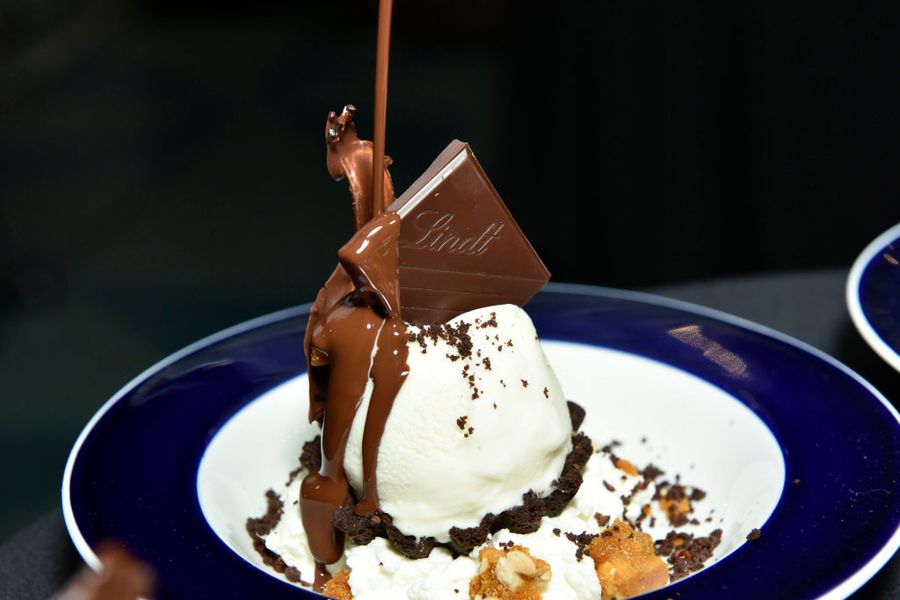 Chef Alex Guarnaschelli and Lindt EXCELLENCE Host A Dark Chocolate Tasting