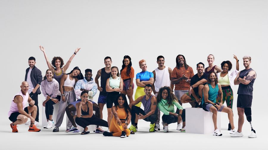 Apple_fitness-plus-launch-group-photo_12142020.jpg
