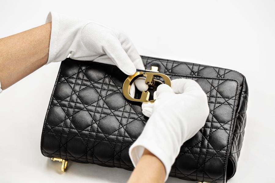 DIOR_CARO_BAG_©POL_BARIL_13.jpg