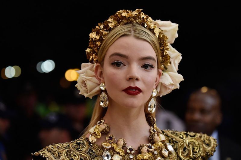 Heavenly Bodies: Fashion &amp; The Catholic Imagination Costume Institute Gala