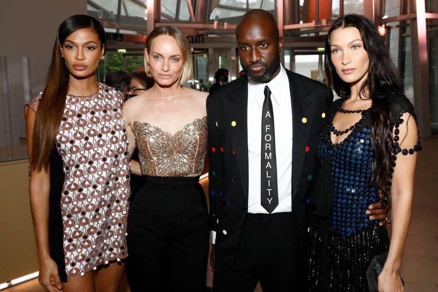 Louis Vuitton Parfum Hosts Dinner at Fondation Louis Vuitton - Photocall