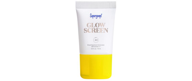 supergoop-habitos-skincare-maquillaje-envejecer-piel-joven-fps-bloqueador.jpg