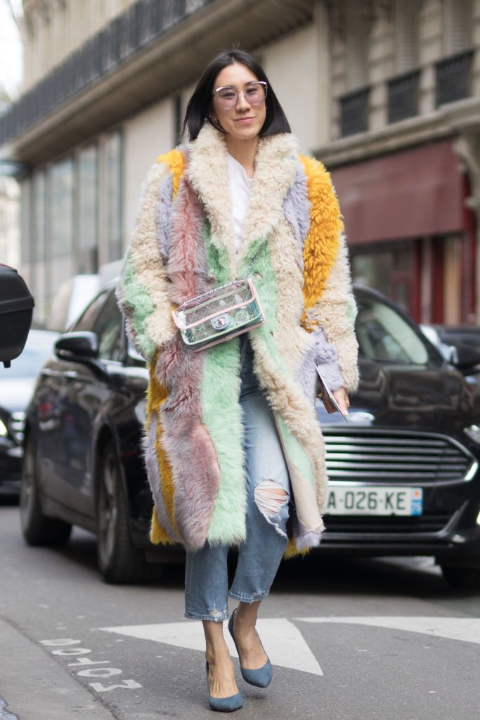 Street Style : Paris Fashion Week Womenswear Fall/Winter 2018/2019 : Day Eight
