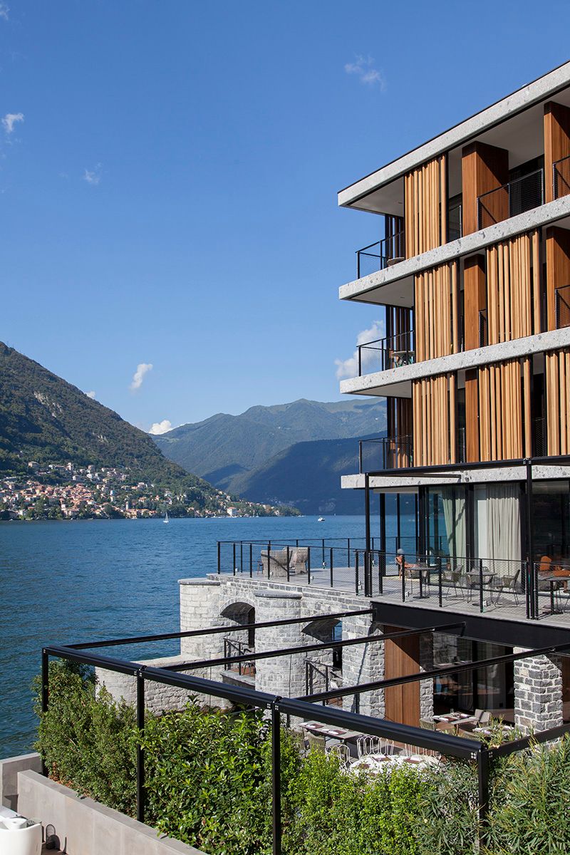 il sereno lago di como