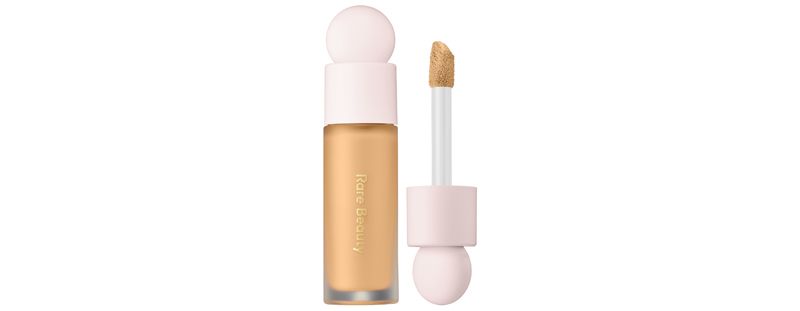 RARE BEAUTY-corrector-correctores-concealer-base-maquillaje-ojeras-imperfecciones-complexion-natural.jpg