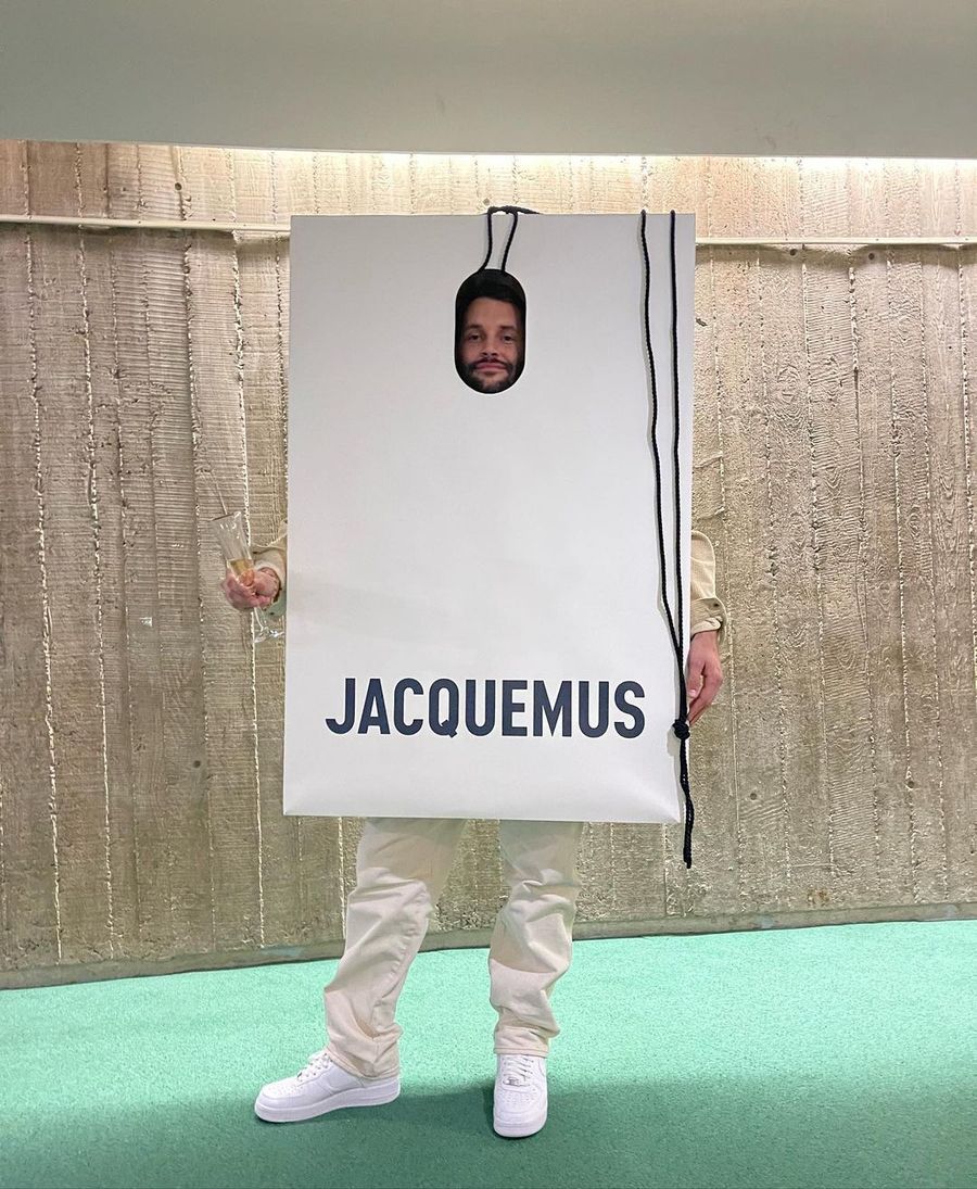 jacquemus_252645471_613596950077481_4581095326397242703_n.jpg