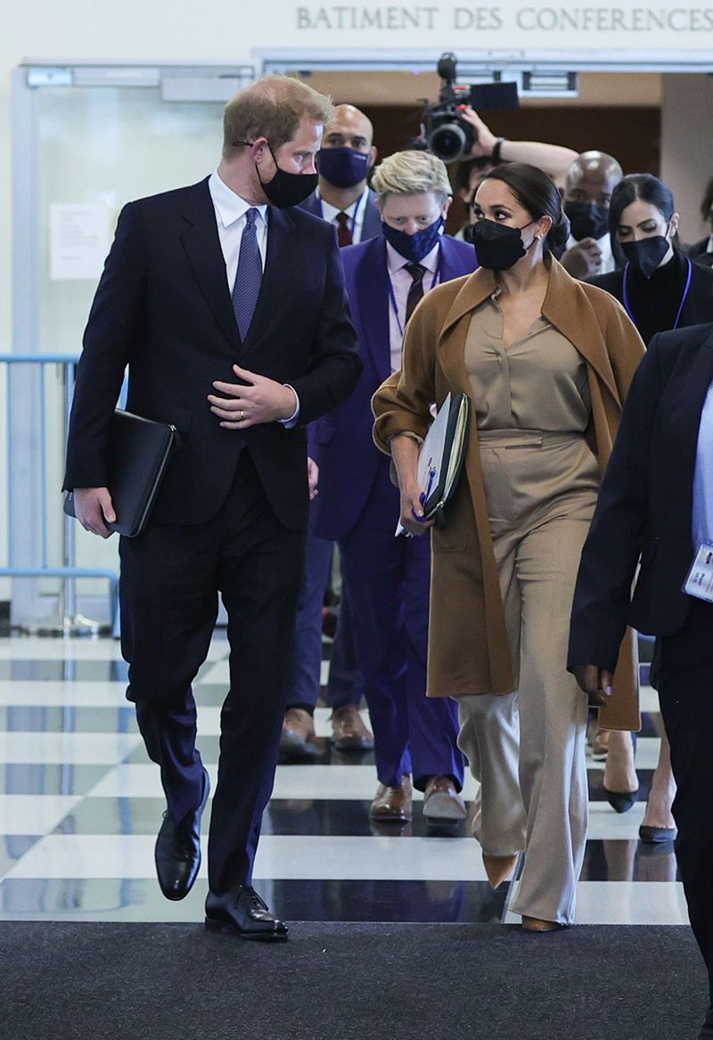 meghan markle llamadas senadoras