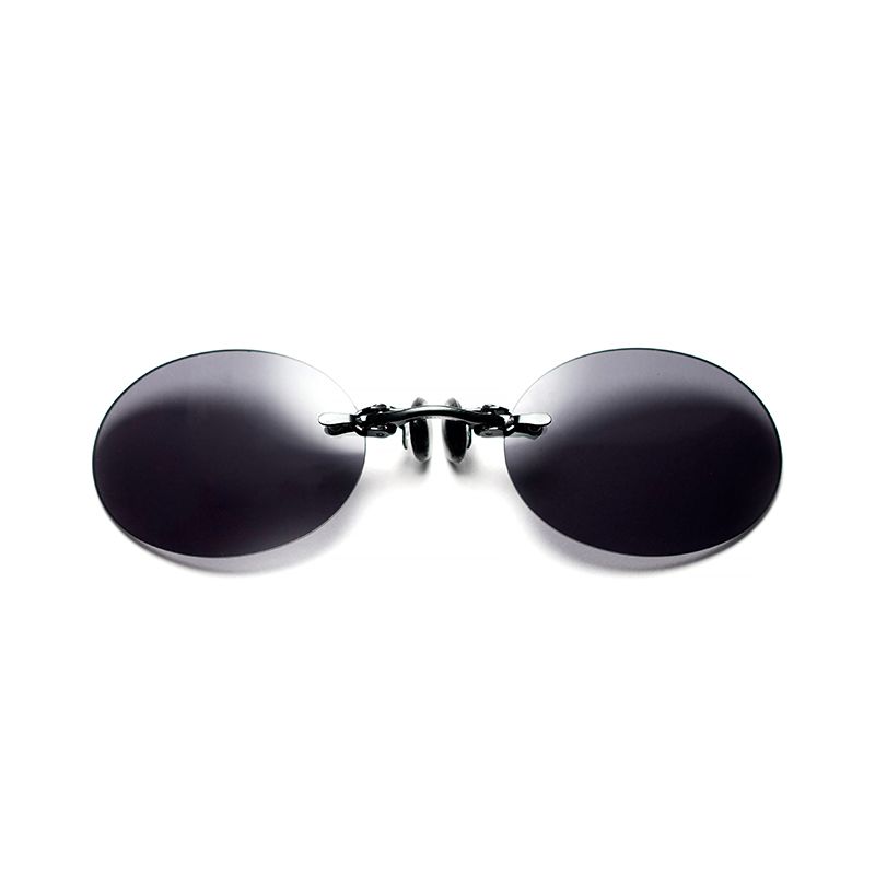 matrix resurrections lentes tom davis