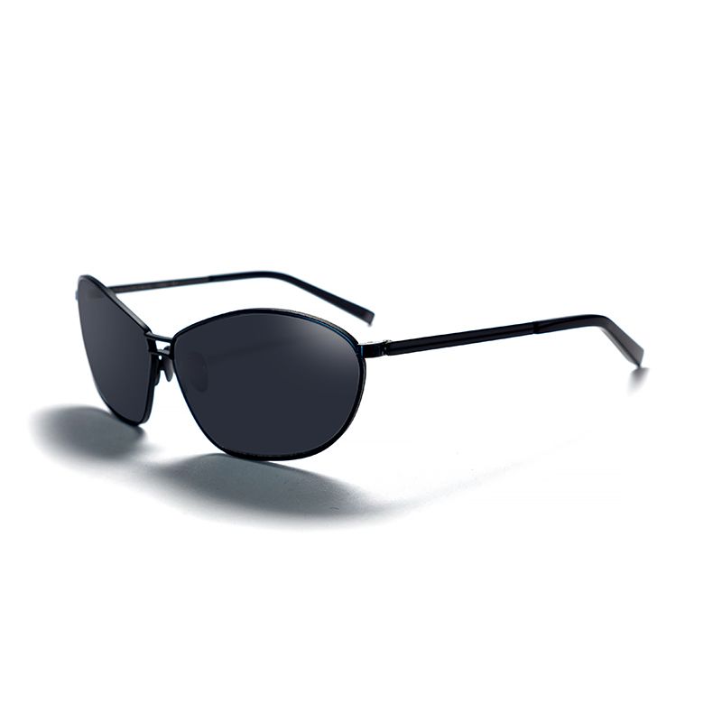 matrix resurrections lentes tom davis