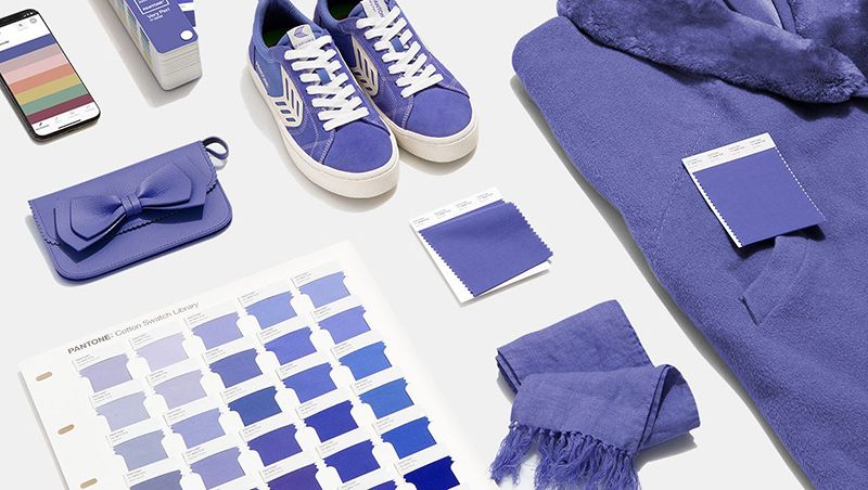 pantone color año very peri