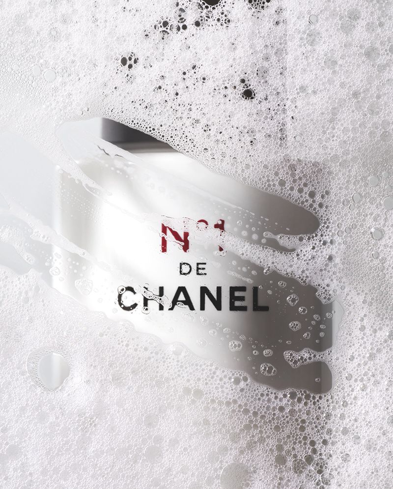 2-chanel-numero 1-n 1-skincare-maquillaje-fragancia-innovador-sustentable-camelia-camelia roja-anti edad-crema-suero.jpg