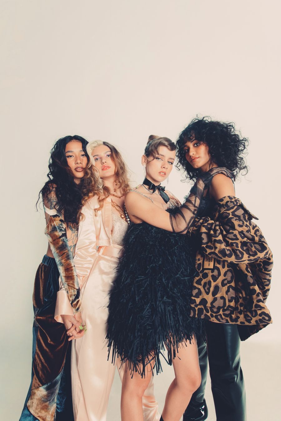 MUJERES-REBELDE-ELLE-01.jpg