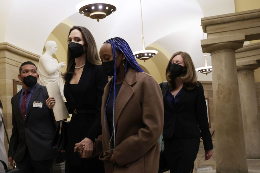 Bipartisan Senators Discuss Violence Against Women Act