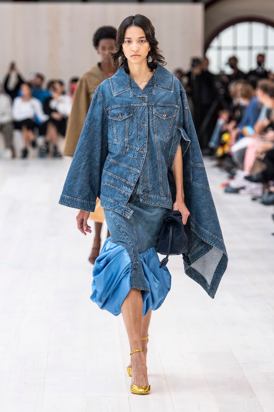 Loewe S22 075.jpg