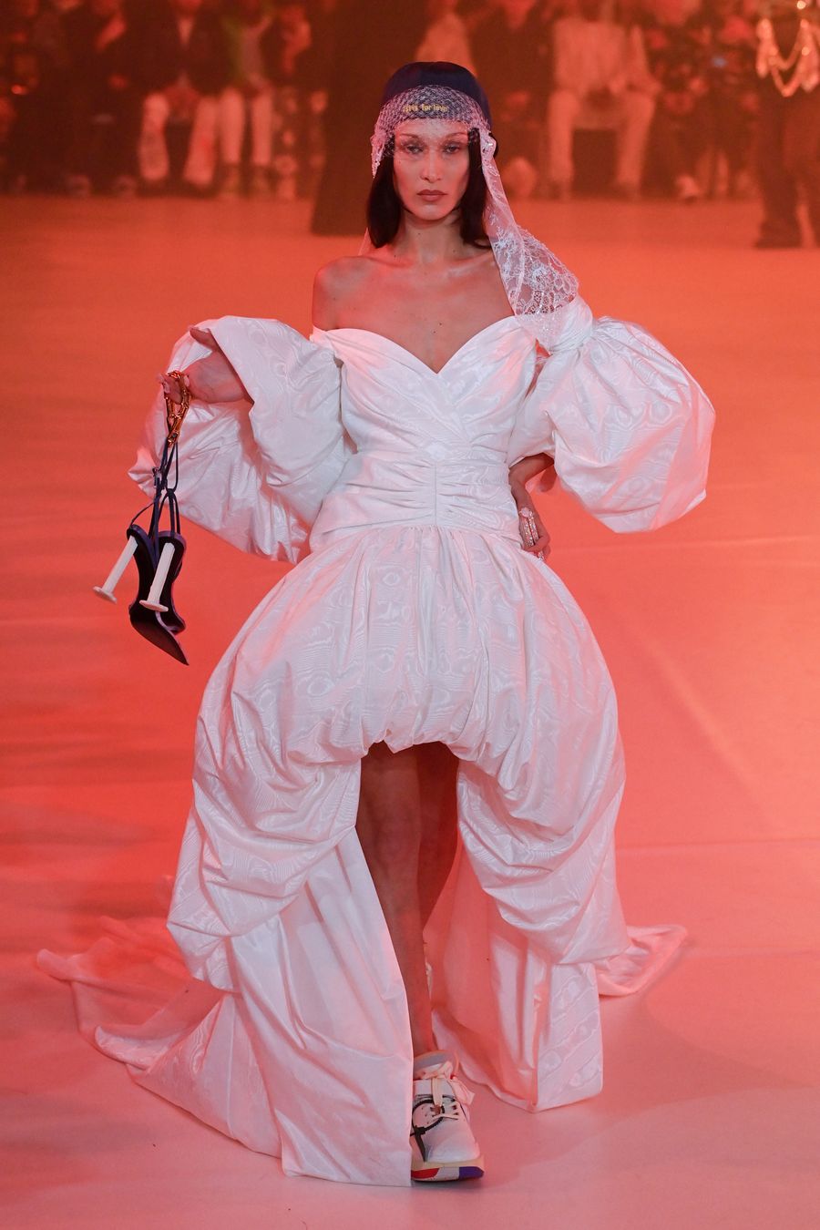 Off-White : Runway - Paris Fashion Week - Womenswear F/W 2022-2023