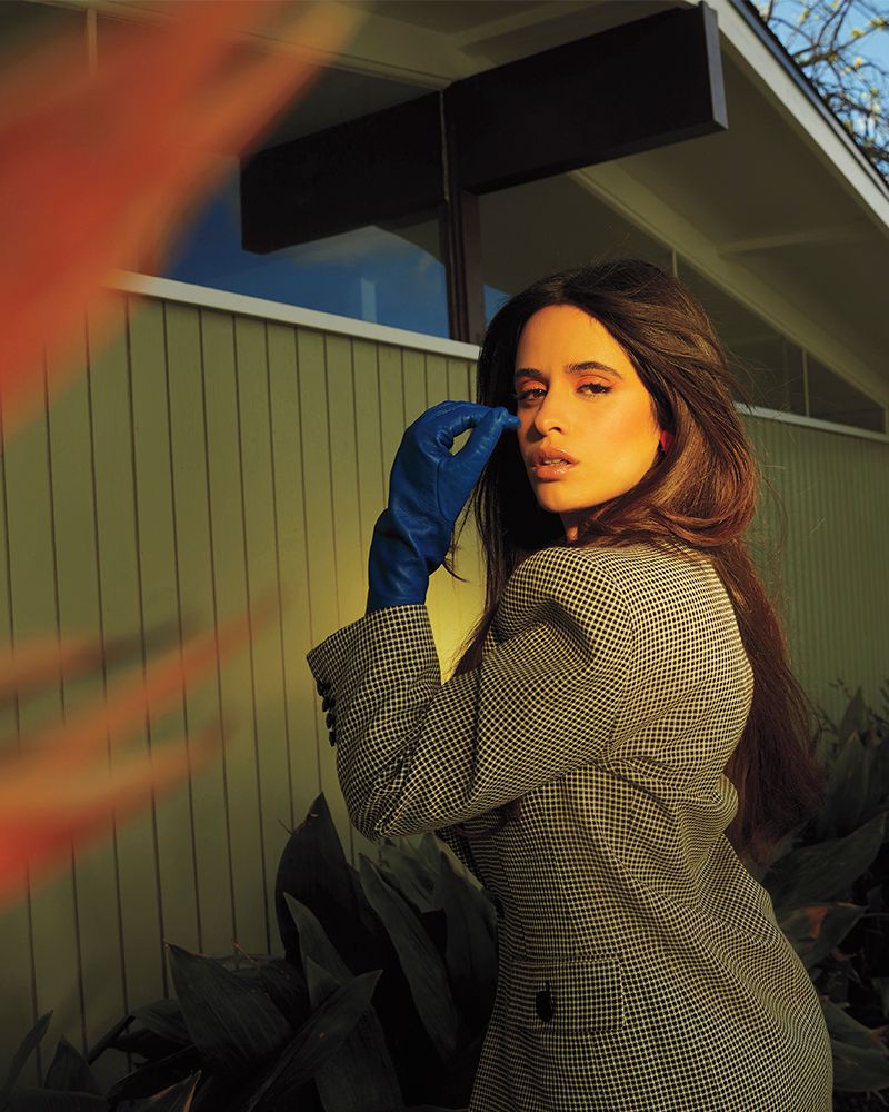 Camila-Cabello-Elle-Portada-Abril-Nuevo-Álbum-2022-Raíces-Latinas-3.jpg