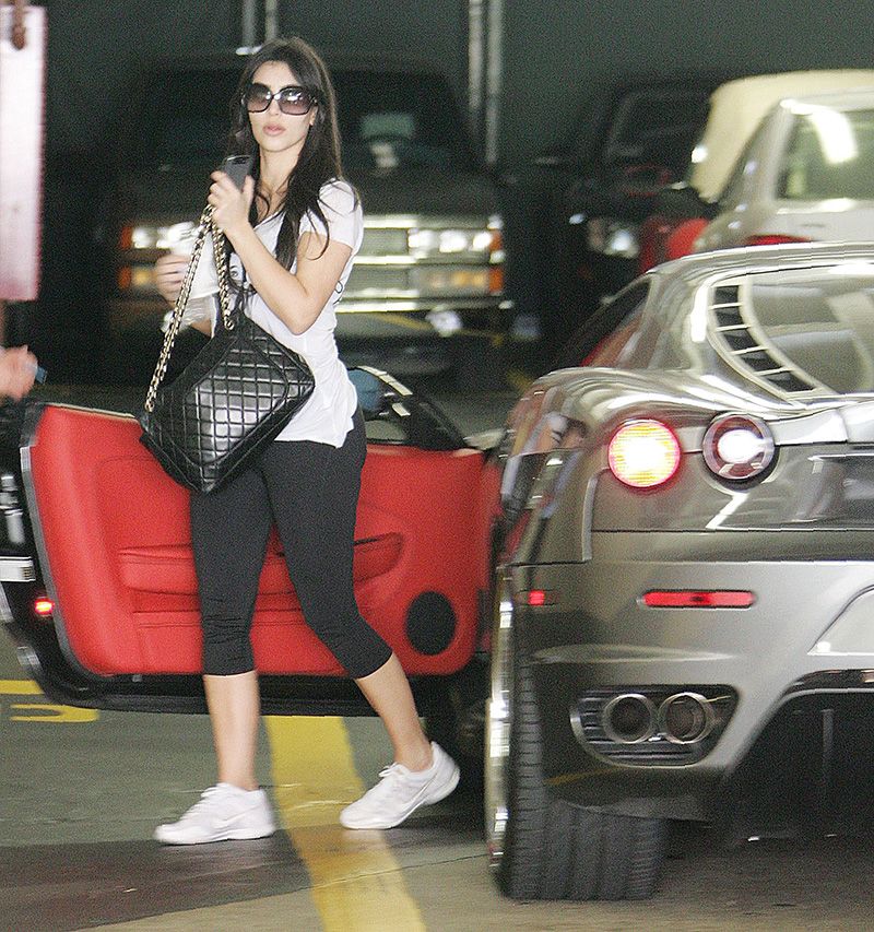 kim kardashian ferrari