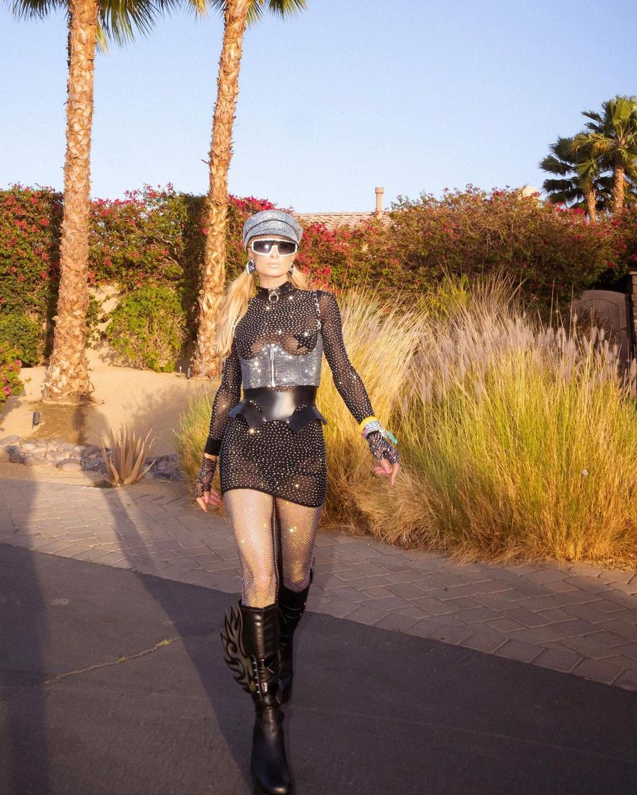 paris-hilton-coachella.jpg