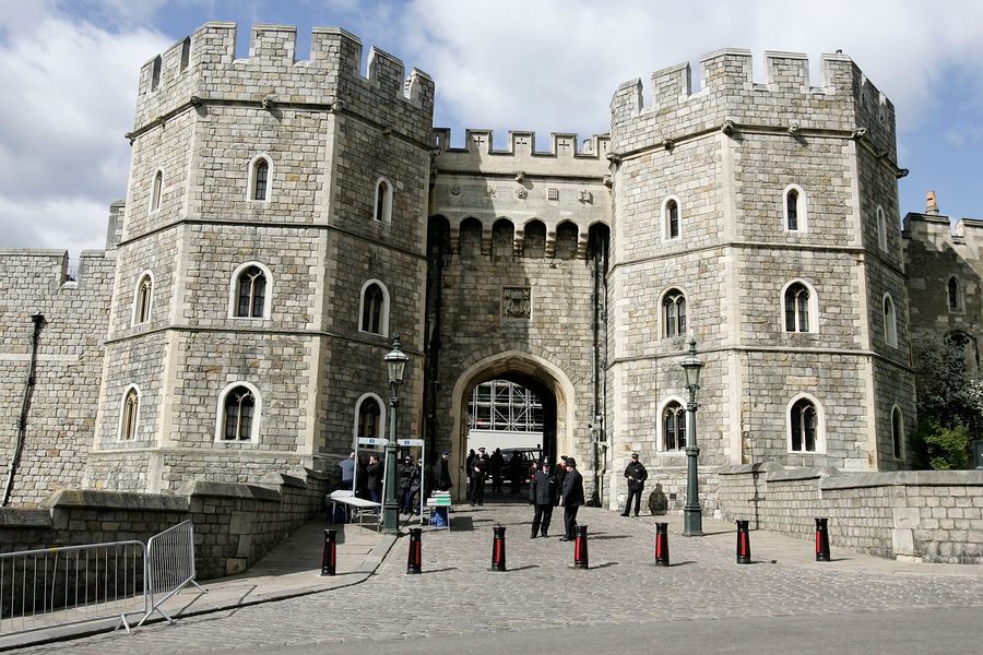 HRH Prince Charles & Mrs Camilla Parker Bowles Marry At Guildhall Civil Cer