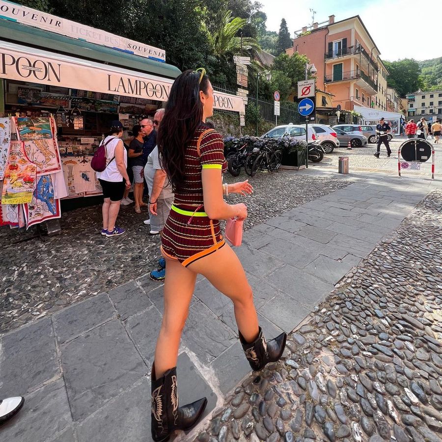 dua-lipa-jordana.jpg
