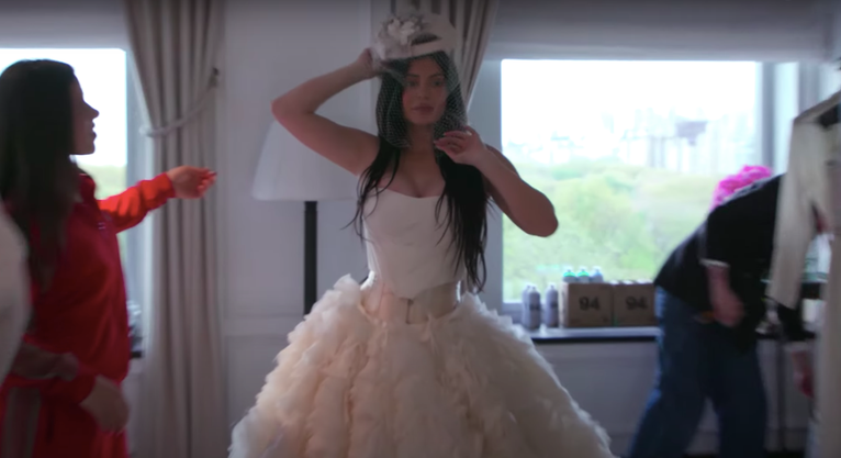 kylie-met-criticas.png